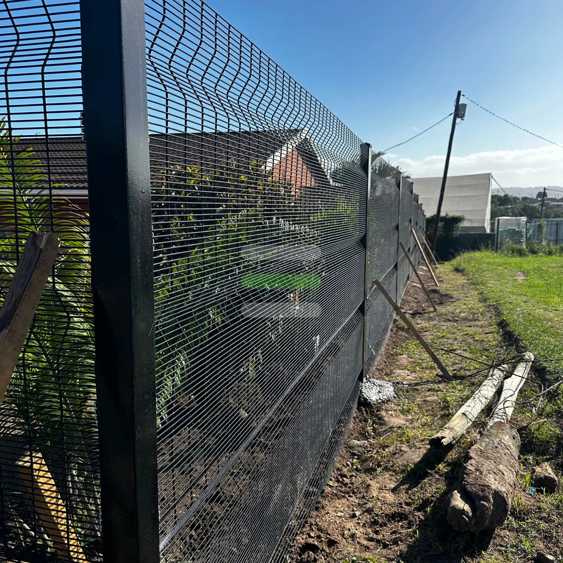 LVG Plants — 2.4m High Security